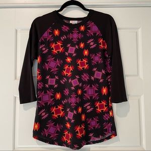 LulaRoe Randy, small bright geometric pattern on black, great comfort 3/4 sleeve